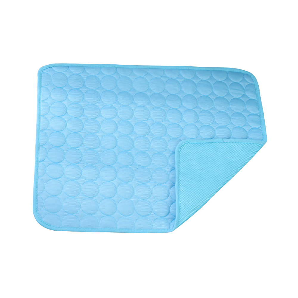 Washable summer resting mat for dogs and cats